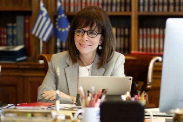 Σακελλαροπούλου στο Economist: Η Ελλάδα ανταποκρίνεται στις κοινές ευρωπαϊκές προκλήσεις