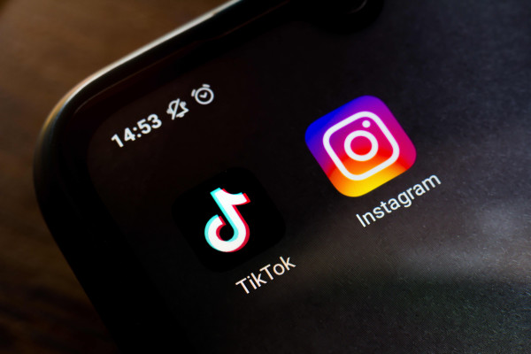 Το Instagram ξεπέρασε το TikTok σε downloads πέρυσι