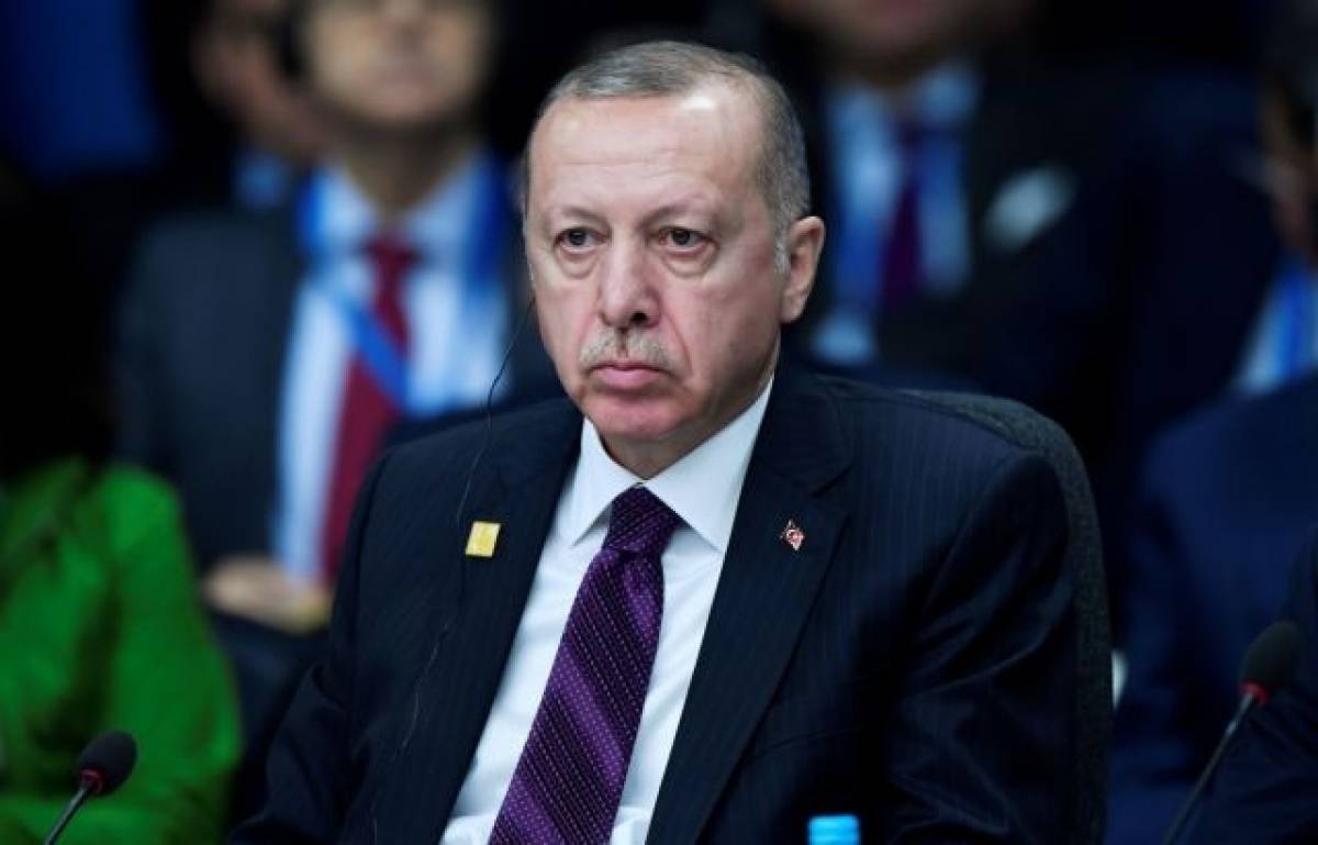 Ερντογάν: Με διάλογο η επίλυση της κρίσης στη Λιβύη