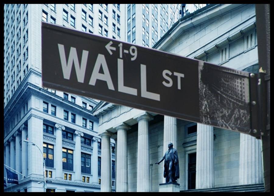 Οι ανησυχίες για την οικονομία «ρίχνουν» τη Wall Street
