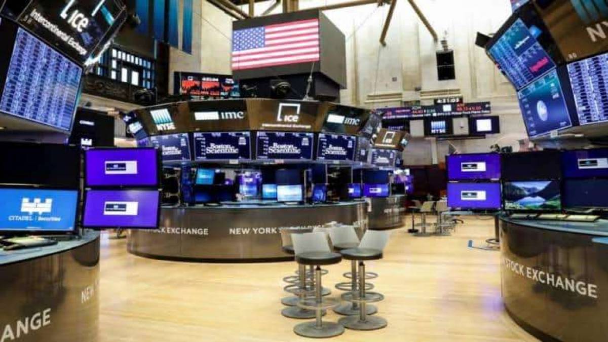 Οι πωλητές πήραν τα ηνία στη Wall Street