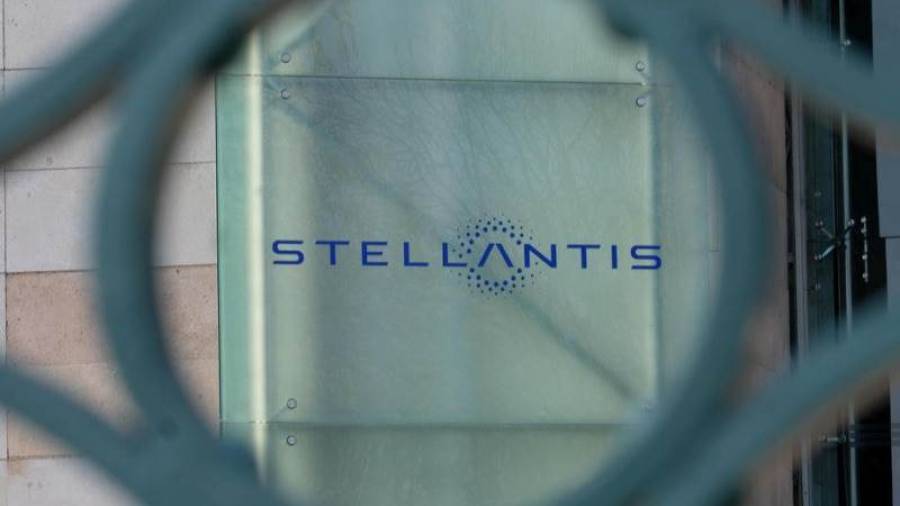 Διακόπτει την παραγωγή αυτοκινήτων στη Βιέννη η Stellantis