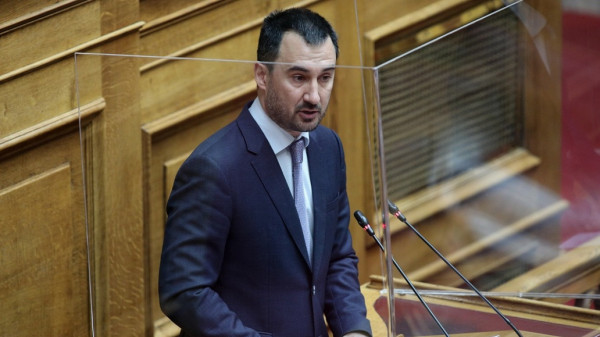 Χαρίτσης: Τι σχολίασε για την κατάργηση Golden Visa στην Ισπανία