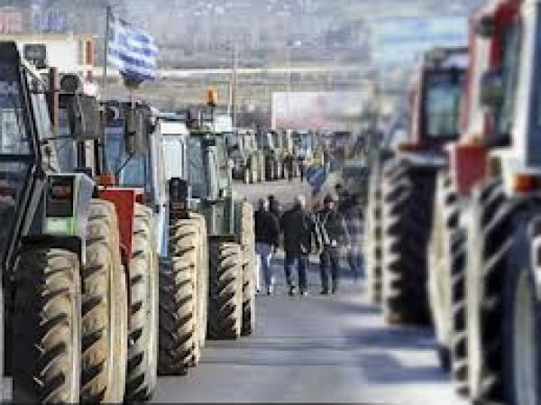 Τα πρώτα αγροτικά μπλόκα