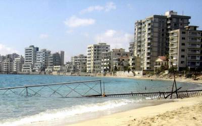 Στα... κάγκελα η Κύπρος: Ο Ερντογάν ανοίγει τα Βαρώσια
