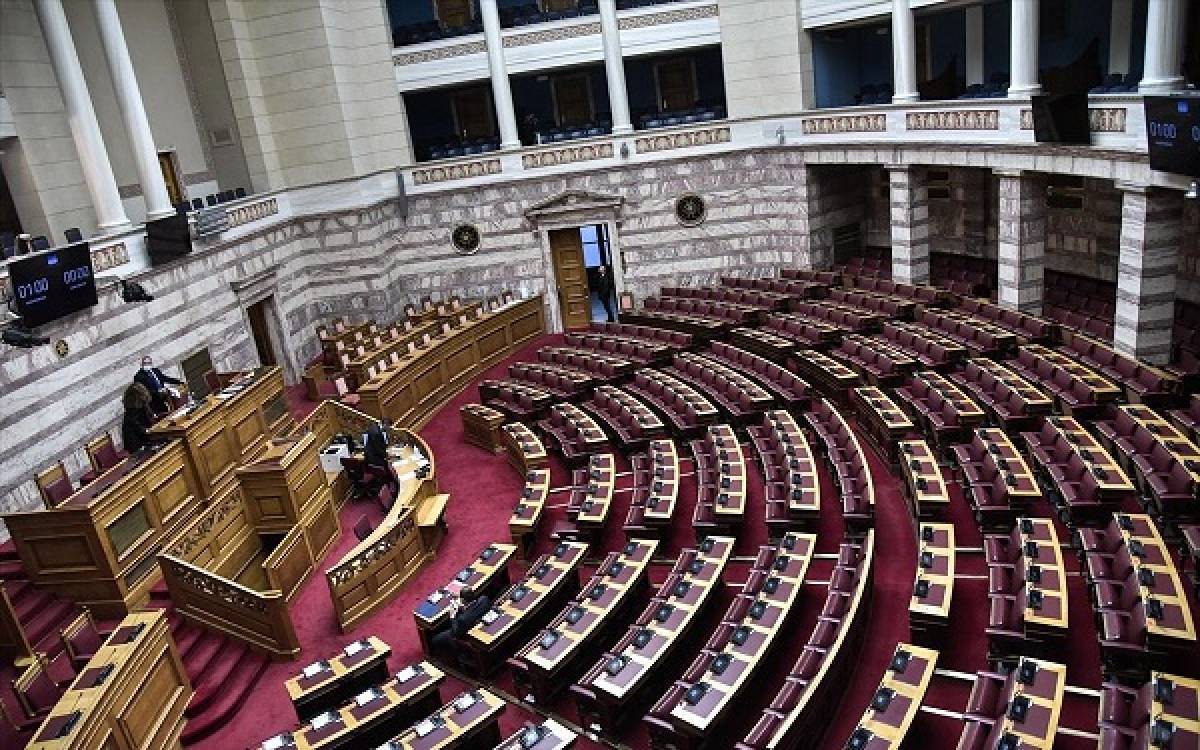 Bουλή: Εγκρίθηκαν από τις επιτροπές οι συμβάσεις του Ταμείου Ανάκαμψης