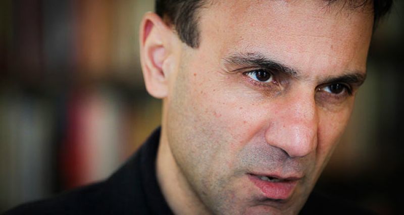 Μνημόνιο – Λαπαβίτσας: Να μην λέμε το μνημόνιο συμφωνία