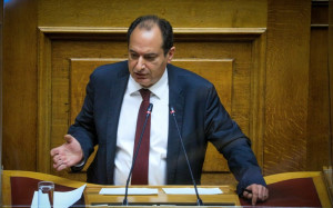 Σπίρτζης στη δίκη για Predator: Υπάρχει κυβερνητική ευθύνη για τις παρακολουθήσεις
