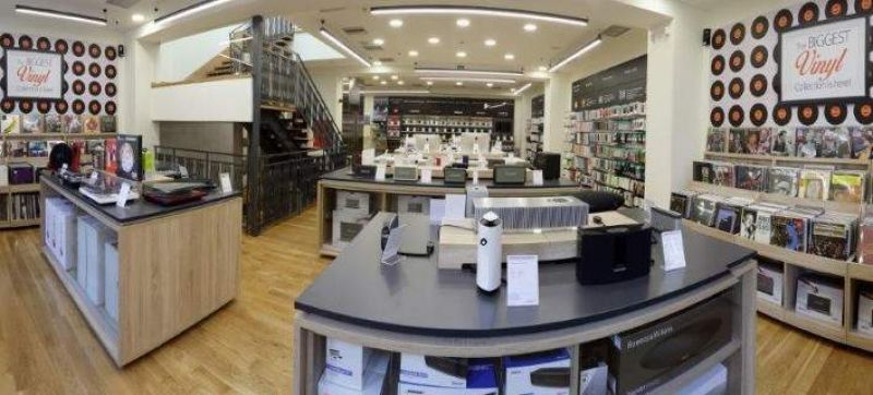 Nέο κατάστημα Public στο Κολωνάκι -Εγκαίνια 31/3 με πλήθος εκδηλώσεων