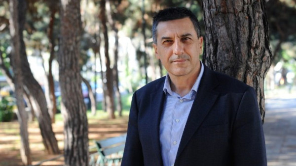 Η άνοδος του Δούκα στην Αθήνα και η «πόρτα» του Κουρέτα στον Κασσελάκη