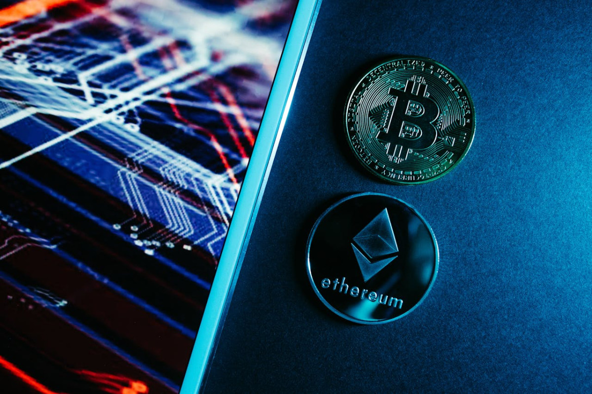 Στάση αναμονής στα crypto: Ήπιες ανοδικές τάσεις για Bitcoin και Ethereum
