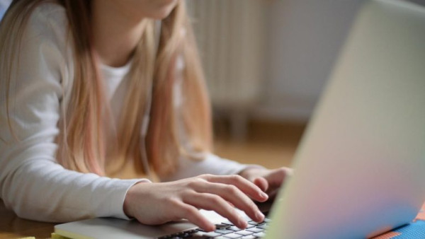 Ποια ήταν τα ενδιαφέροντα των παιδιών στο διαδίκτυο το 2022