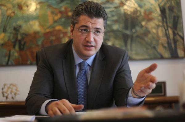 Συνάντηση Τζιτζικώστα με Αμερικανό παραγωγό του Hollywood