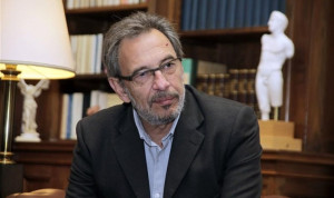Εκλογές: Υποψήφιοι με το ΚΚΕ Σεμίνα Διγενή και Διονύσης Τσακνής