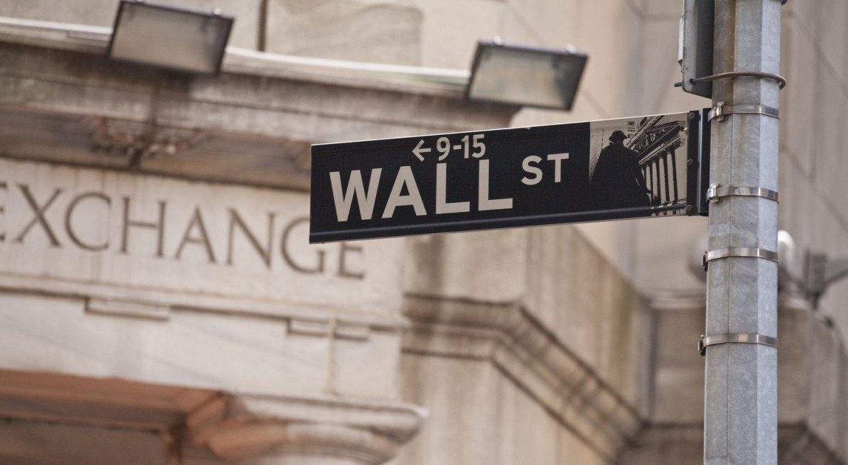 Wall Street: Μεικτή εικόνα στον απόηχο των τιμών παραγωγού ΗΠΑ