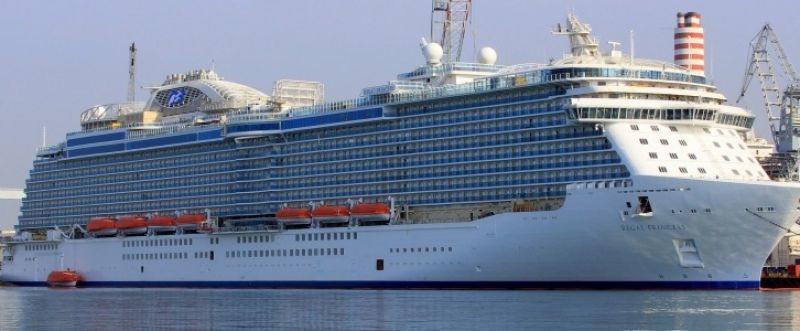 Ξεπέρασαν τα 2 εκατ. οι αφίξεις/ αναχωρήσεις επιβατών κρουαζιέρας στον Πειραιά το ‘13