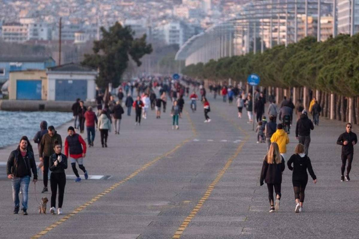 Πέτσας: Αυστηρότερο πλαίσιο για τις εξόδους των πολιτών- Τι περιλαμβάνει