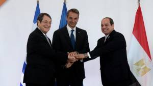 Τριμερής Ελλάδος-Κύπρου-Αιγύπτου: Φάρος σταθερότητας με αυστηρά μηνύματα στην Τουρκία
