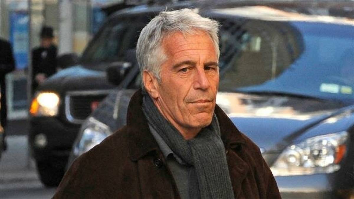 Γαλλία: Δύο υπουργοί ζήτησαν την έναρξη έρευνας στην υπόθεση Έπσταϊν