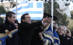 Τα περιστέρια που «μιλάνε» στον Τσίπρα
