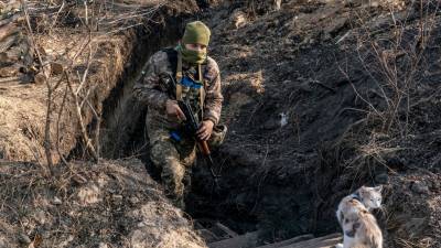 Ουκρανία: Δύο νεκροί στρατιώτες και 12 τραυματίες από βομβαρδισμούς αυτονομιστών