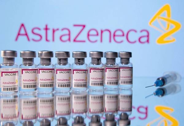 Μετάλλαξη Όμικρον: H AstraZeneca εξετάζει την ανθεκτικότητά της στο εμβόλιο