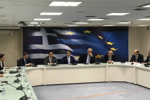 Υπογραφές στο deal Attica-ΟΝΕΧ: Νέα εποχή για τα ναυπηγεία