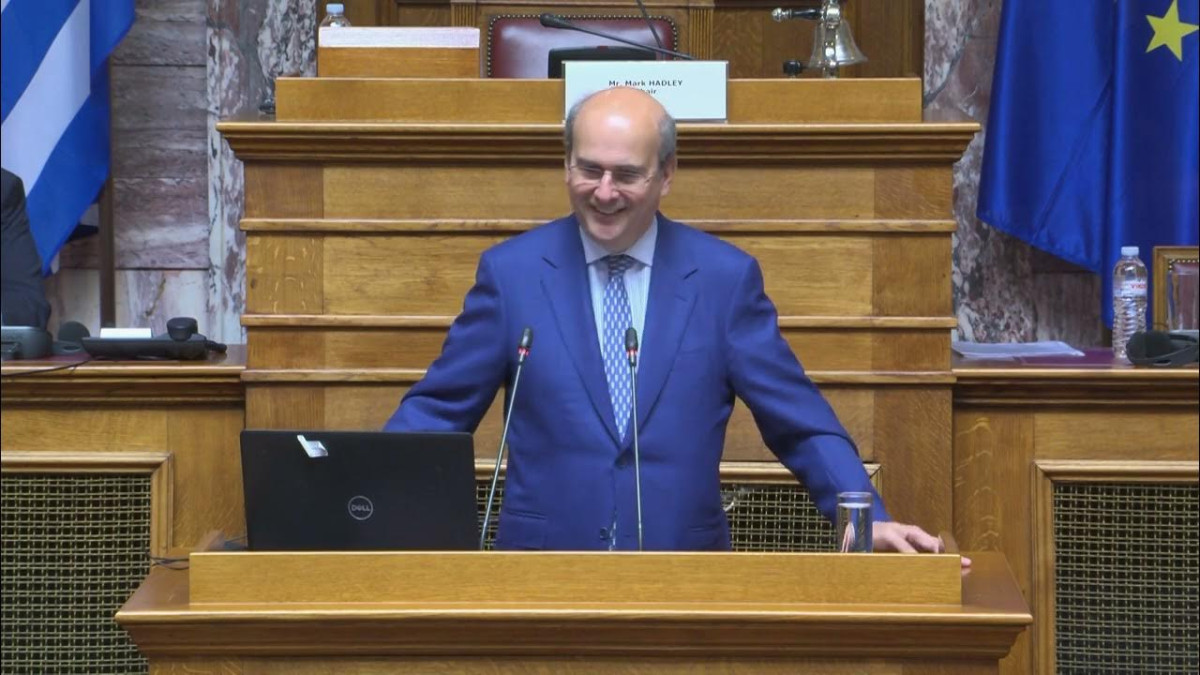 14 παρεμβάσεις για ένα κράτος πιο φιλικό στον πολίτη: Ο Χατζηδάκης επικεντρώνει στη μείωση της γραφειοκρατίας