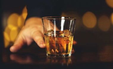 Μπίζνες με ποτά... «μπόμπες» φέρνει η υπερφορολόγηση