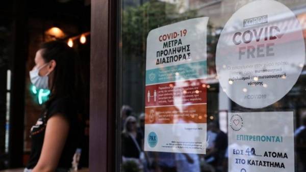 Το «ρεβεγιόν στο σπίτι» φέρνει νέα μέτρα στήριξης- Tι εξετάζεται
