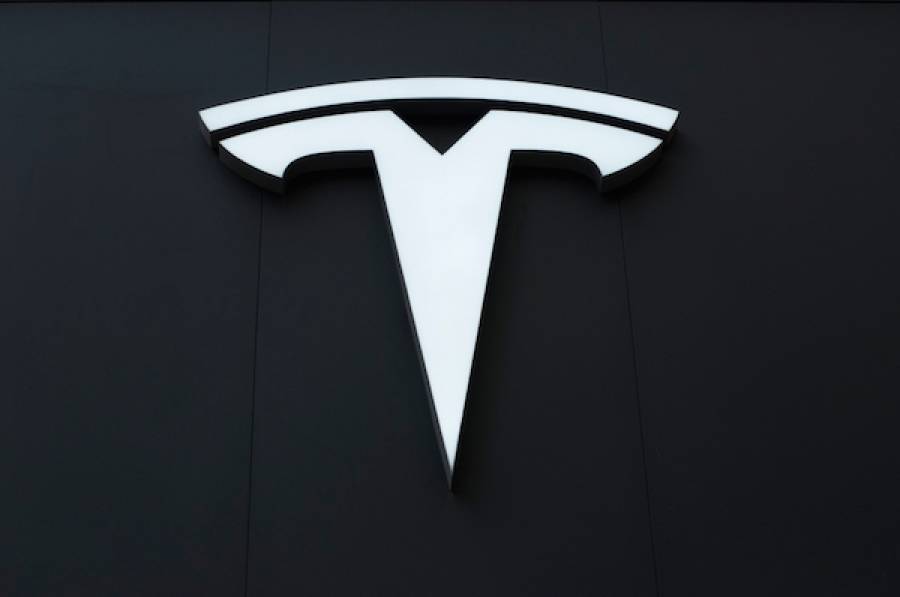 Tesla: 10.000 νέες θέσεις εργασίας στο εργοστάσιο «ορόσημο» στη Γερμανία