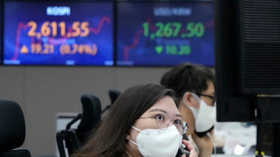Υπό πίεση οι περισσότερες ασιατικές αγορές- Ανατροπή στο Χονγκ Κονγκ