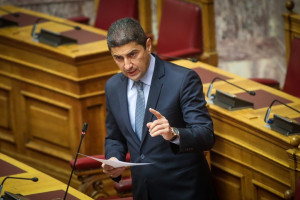 Αυγενάκης: Δύο νέα προγράμματα για την στήριξη αγροτών της Θεσσαλίας