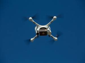 UPS: Θα χρησιμοποιήσει drones για την παράδοση συνταγογραφούμενων
