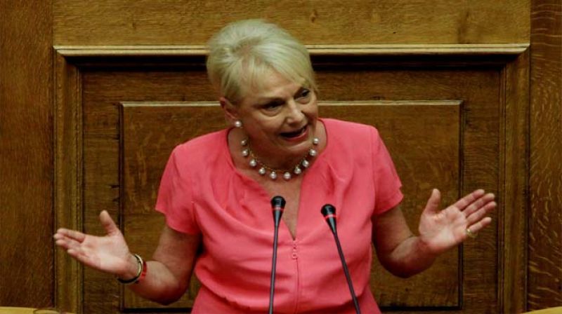 «Θα ξεμαλλιαστώ για τα κόκκινα στεγαστικά δάνεια», είπε η Φωτεινή Πιπιλή