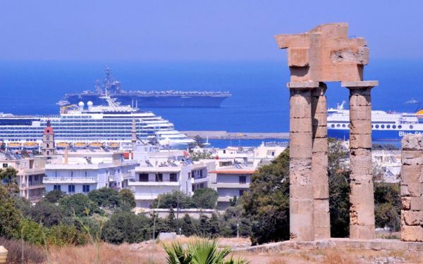 Deutsche Welle: Πρωταθλητής ο ελληνικός τουρισμός το 2017