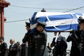 «Τελευταίο αντίο» στον ήρωα σμηναγό Γ. Μπαλταδώρο (βίντεο)