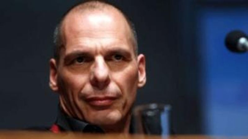 Βαρουφάκης στο CNN: Αμετάκλητα δεσμευμένη η Ελλάδα να παραμείνει εντός ευρωζώνης