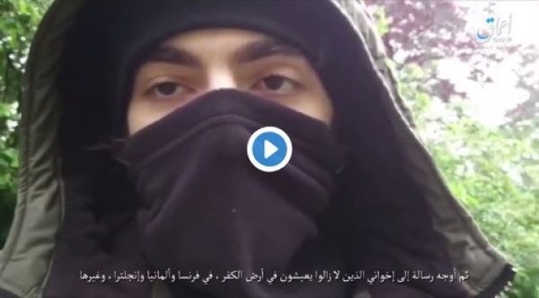 Παρίσι: Βίντεο με τον δράστη της επίθεσης ανέβασε το ΙΚ