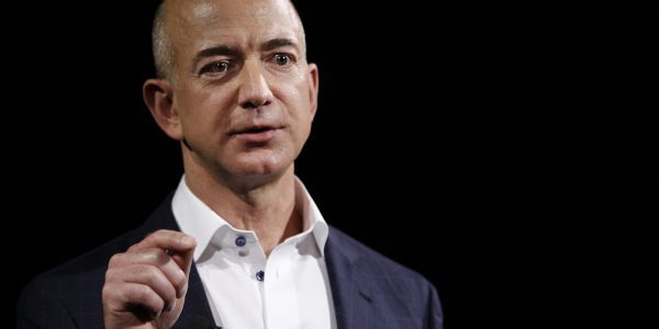 J.Bezos: Έβαλε στοίχημα να γίνει ο πλουσιότερος άνθρωπος του πλανήτη