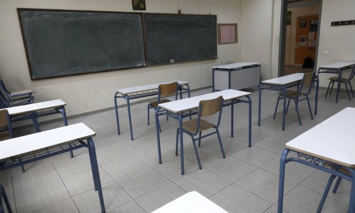 Οικονόμου: Πάνω από 20.000 αιτήσεις στα πρότυπα και πειραματικά σχολεία