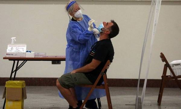 Έως 37,5% η θετικότητα στα rapid test της Κυριακής