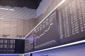Ευρωαγορές: Οριακή άνοδος για Stoxx - Ρευστοποιήσεις στις ιταλικές τράπεζες