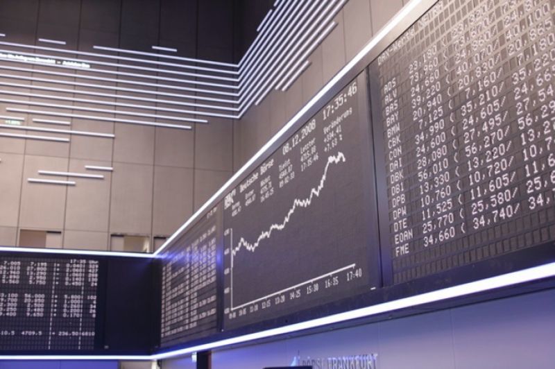 Ευρωαγορές: Οριακή άνοδος για Stoxx - Ρευστοποιήσεις στις ιταλικές τράπεζες