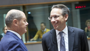 Κούκις (Γερμανία): Ανάγκη μεταρρύθμισης φρένου χρέους-Η οικονομία κρίνει τις εκλογές