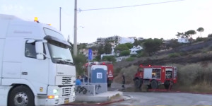 Σε ύφεση τα πύρινα μέτωπα σε Ανατολική Αττική και Ηλεία