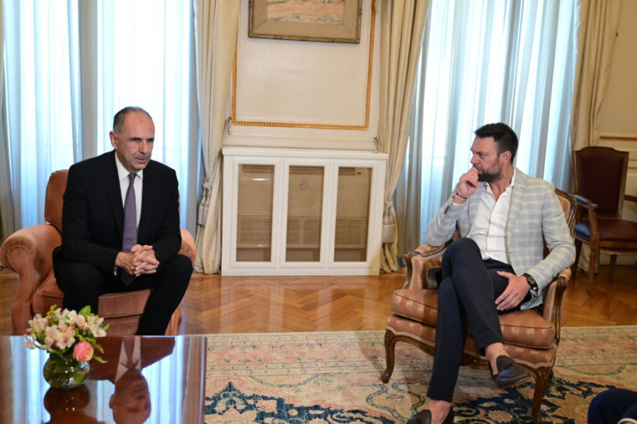 Γεραπετρίτης: Συνάντησε αρχηγούς και εκπροσώπους της αντιπολίτευσης-Τα θέματα συζήτησης