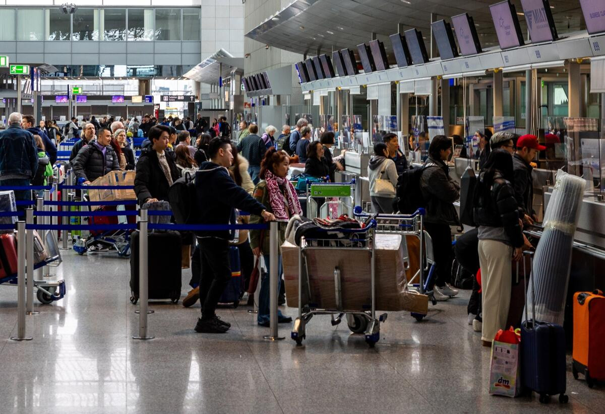 Γερμανία: Καθησυχαστική η αρμόδια αρχή για την κυβερνοεπίθεση – Δεν επηρεάστηκε η ασφάλεια των πτήσεων