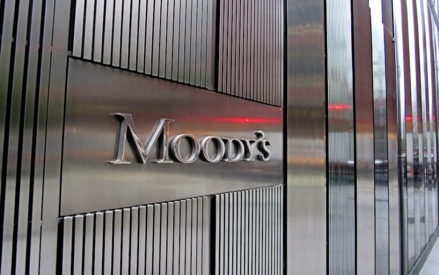 Νέα ψήφος εμπιστοσύνης της Moody’s στις ελληνικές τράπεζες