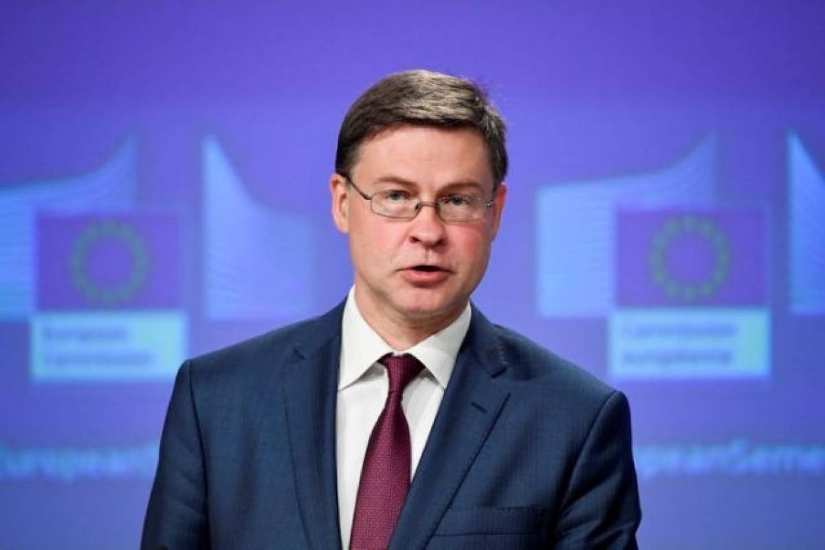 Ντομπρόβσκις: Απαραίτητη η φορολογία των ψηφιακών υπηρεσιών σε διεθνές επίπεδο